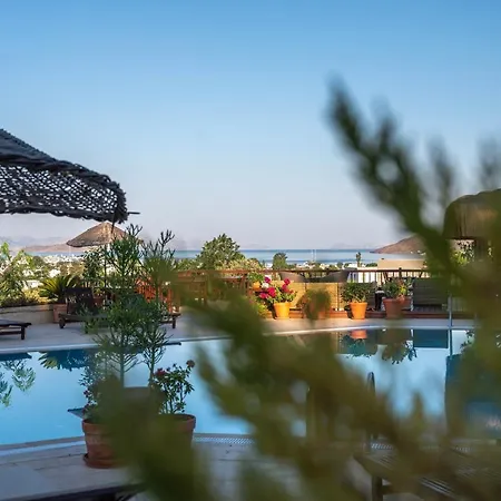 Otel 4reasons + Bistro | 12+ Yalıkavak