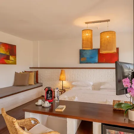 4reasons + Bistro | 12+ Hotel