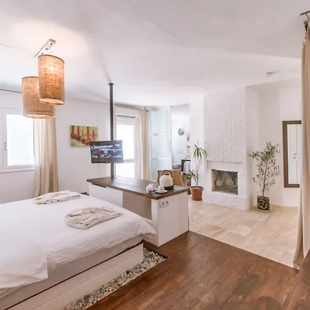 4reasons + Bistro | 12+ Hotel Yalıkavak