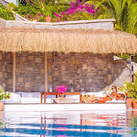 4reasons + Bistro | 12+ Hotel