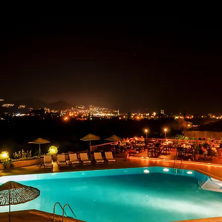 4reasons + Bistro | 12+ Yalıkavak