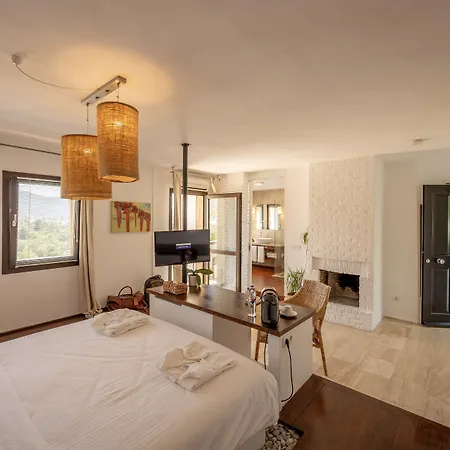 4reasons + Bistro | 12+ Hotel Yalıkavak