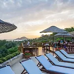 فندق 4reasons + Bistro | 12+