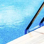فندق 4reasons + Bistro | 12+ 4*