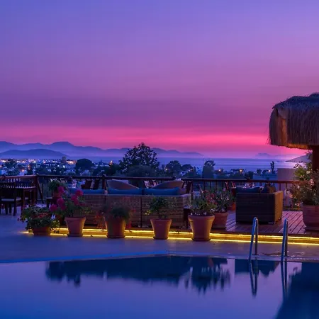 Hotel 4reasons + Bistro | 12+ Yalikavak