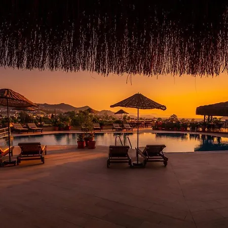 4reasons + Bistro | 12+ Hotel 4*