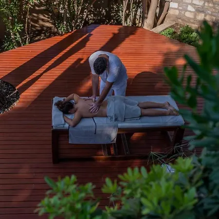 Hotel 4reasons + Bistro | 12+ 4*