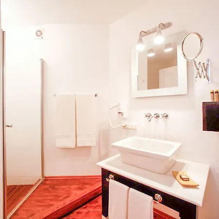 4reasons + Bistro | 12+ Hotel