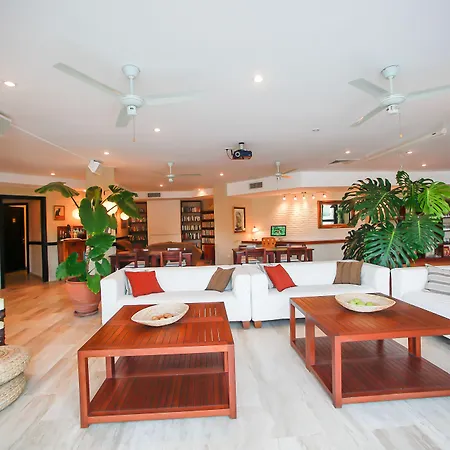 4reasons + Bistro | 12+ 4*