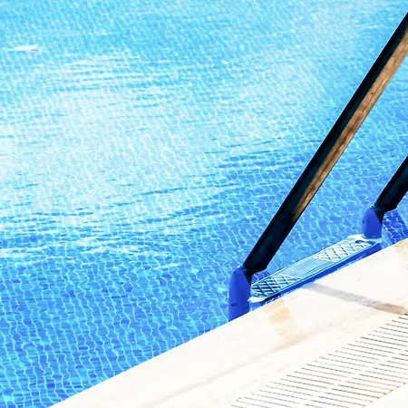 Szálloda 4reasons + Bistro | 12+ 4*