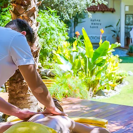 4reasons + Bistro | 12+ Szálloda Yalıkavak