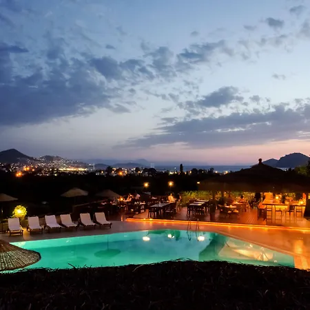 4reasons + Bistro | 12+ 4*