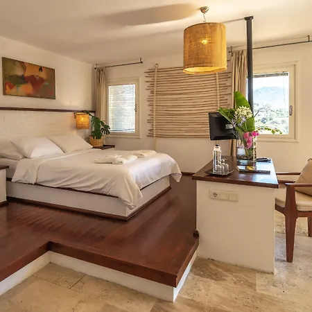 4reasons + Bistro | 12+ Hotel Yalıkavak