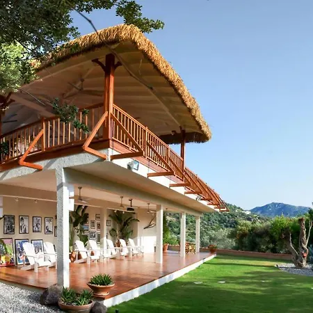 Hotel 4reasons + Bistro | 12+ Yalıkavak