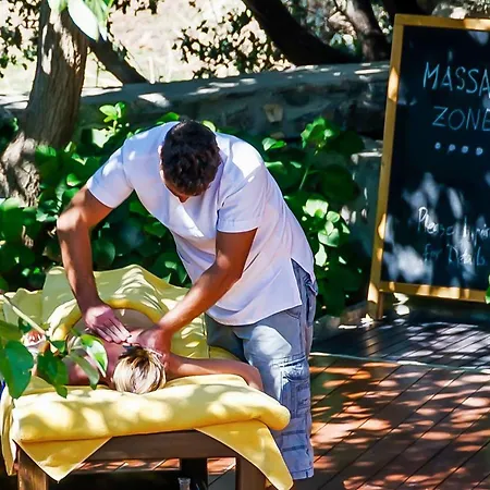 Hotel 4reasons + Bistro | 12+ Yalikavak