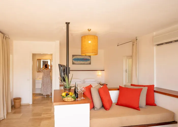 4reasons + Bistro | 12+ Hotell Yalıkavak