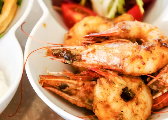 Отель 4reasons + Bistro | 12+ 4*