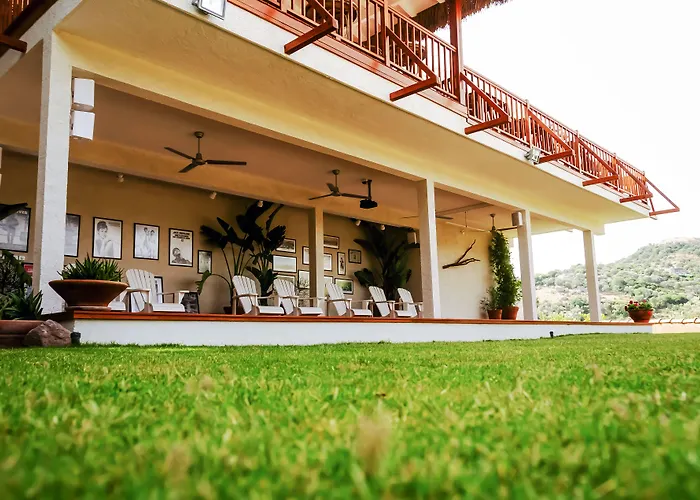 4reasons + Bistro | 12+ 4*