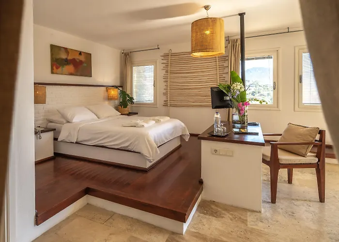 4reasons + Bistro | 12+ Hotell Yalıkavak